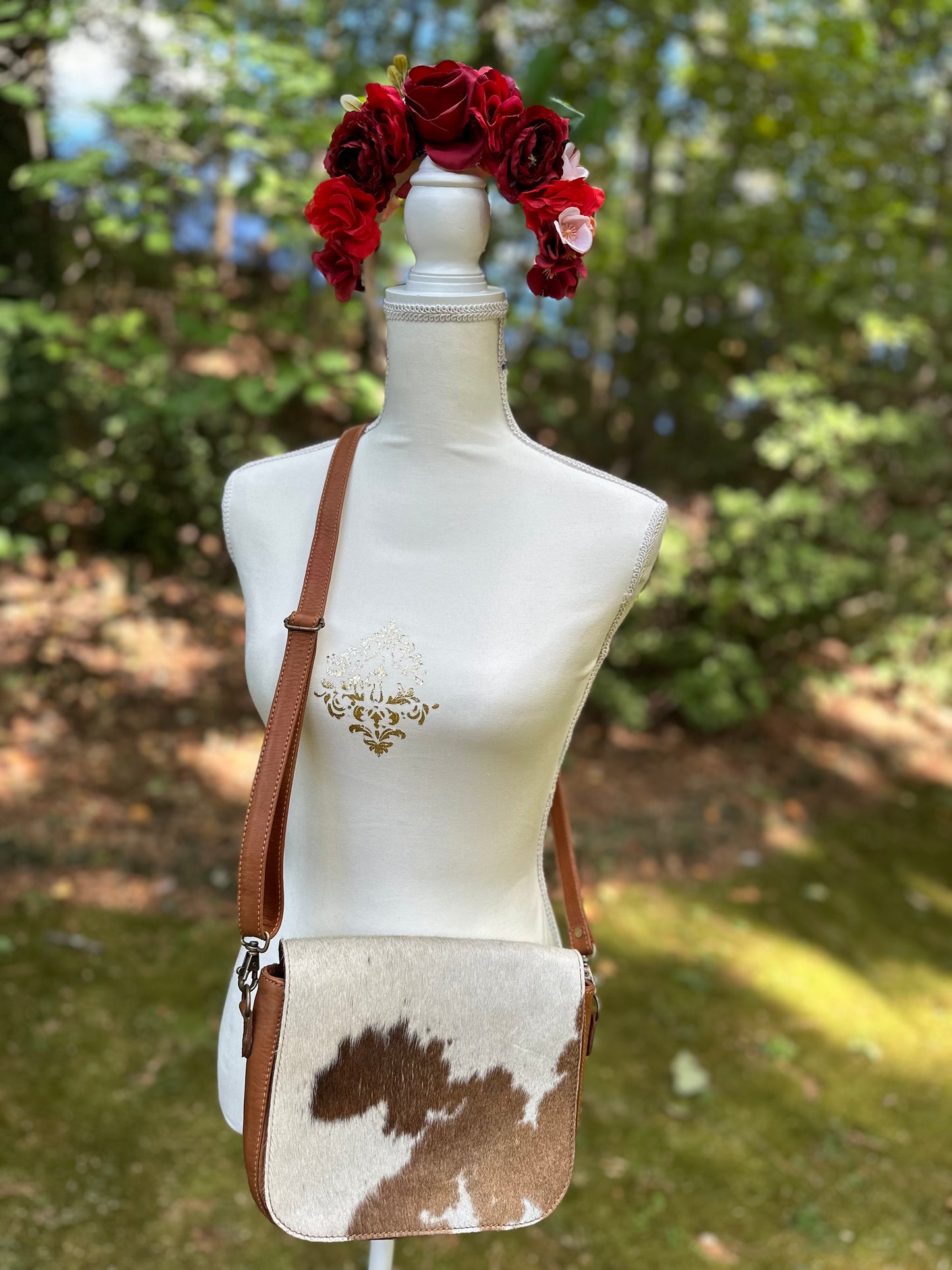 KICHWA COWHIDE HANDBAG